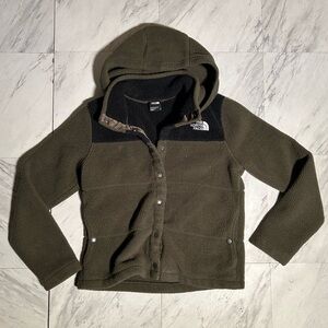 The north face green fleece jacket with hood